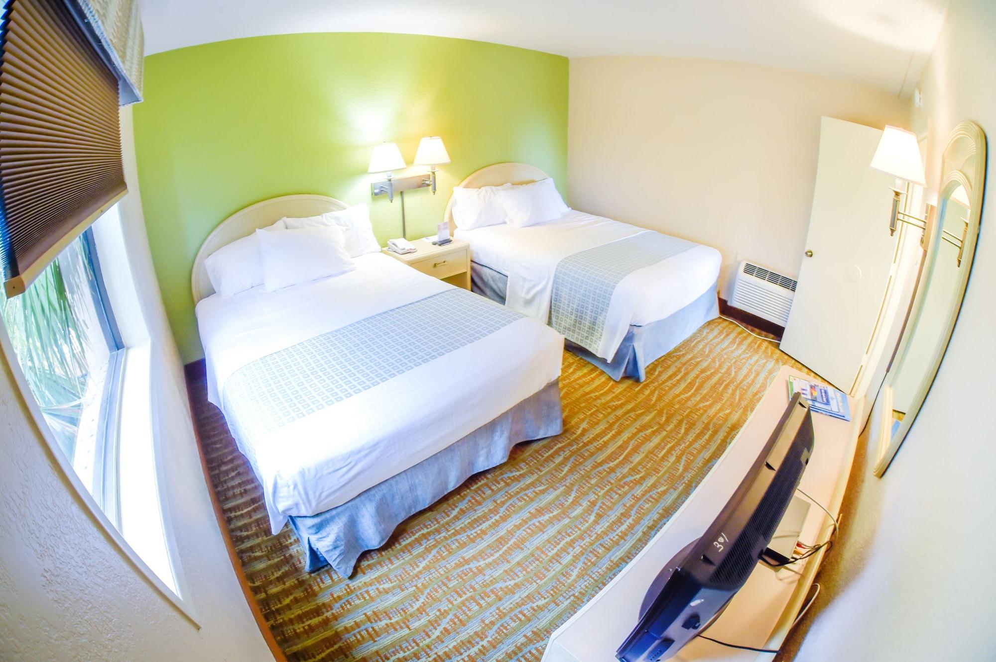 Sandcastle Oceanfront Resort At The Pavilion Myrtle Beach Exteriör bild
