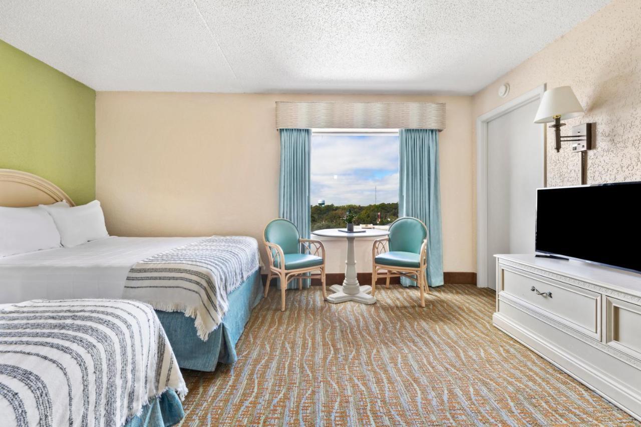 Sandcastle Oceanfront Resort At The Pavilion Myrtle Beach Exteriör bild