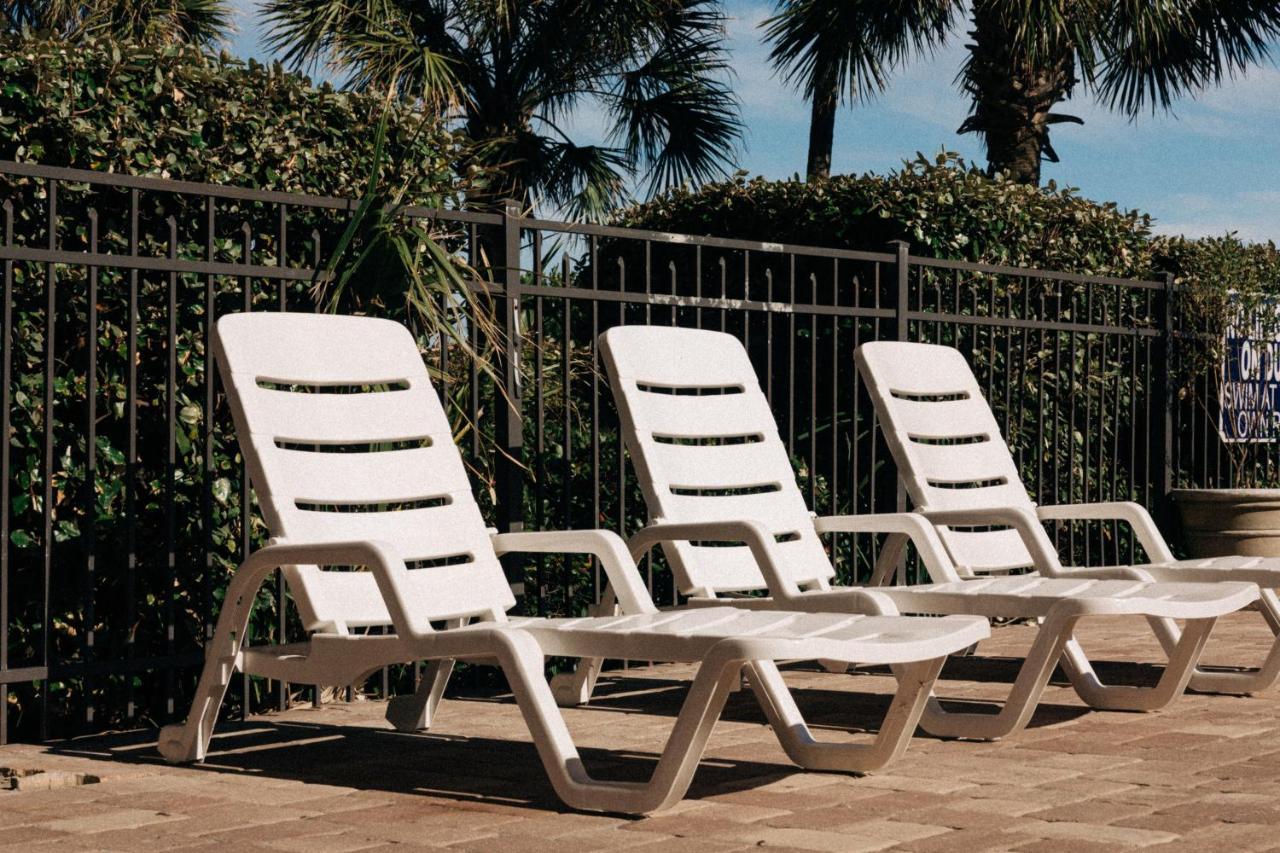 Sandcastle Oceanfront Resort At The Pavilion Myrtle Beach Exteriör bild