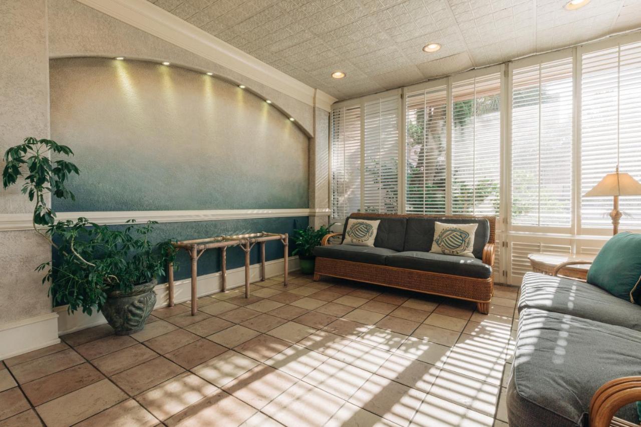 Sandcastle Oceanfront Resort At The Pavilion Myrtle Beach Exteriör bild