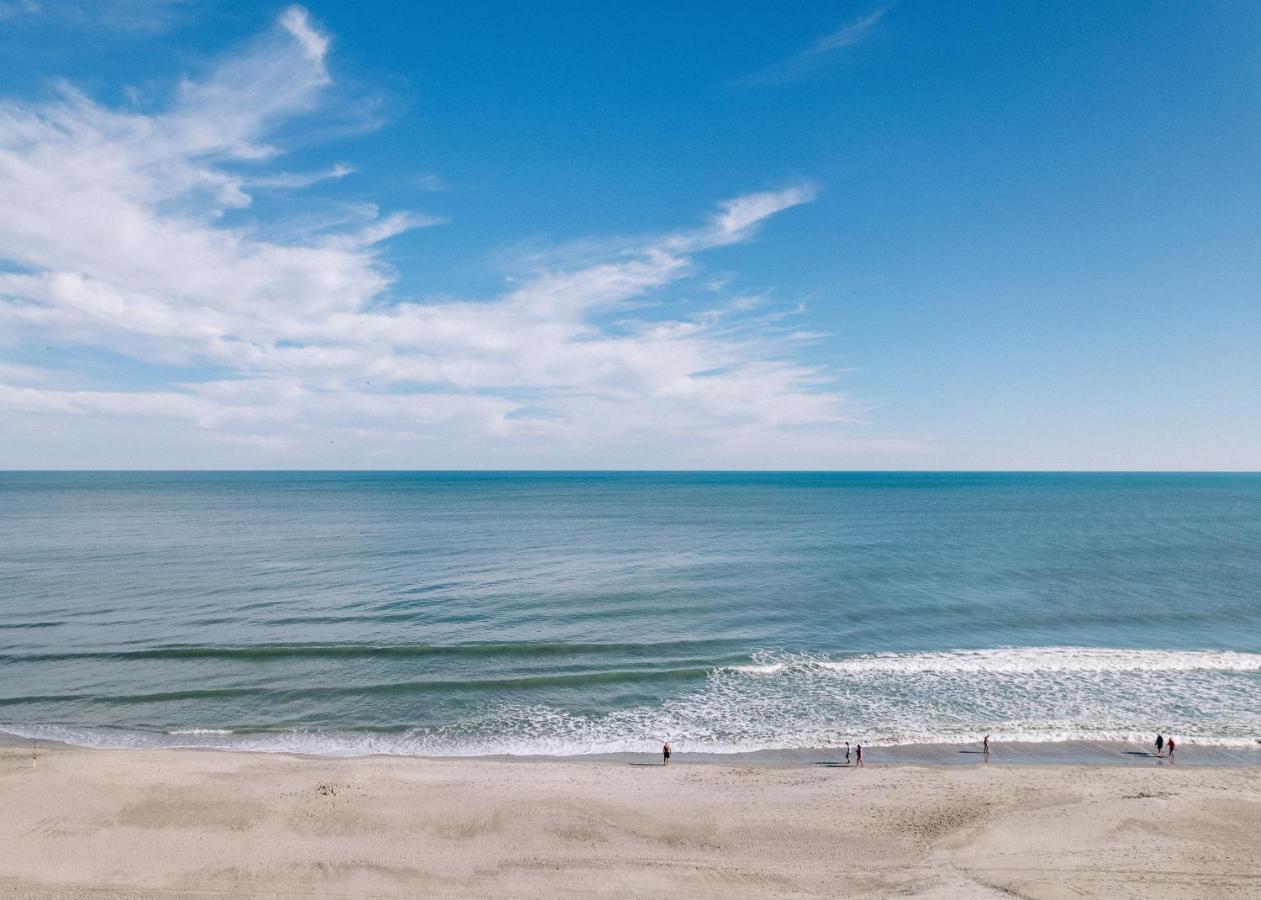Sandcastle Oceanfront Resort At The Pavilion Myrtle Beach Exteriör bild